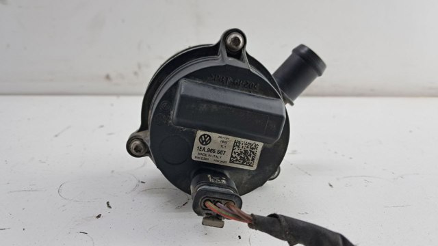 1EA965567 Помпа водяная (насос) охлаждения купить Хмельницкий
