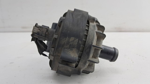 VAG 1EA965567D Насос (помпа) охлаждения батареи в наличии Днепр