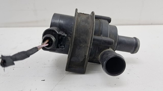 VAG 1K0965561B Помпа водяная (насос) охлаждения, дополнительный электрический в наличии Николаев