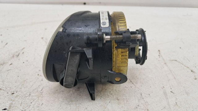 Туманка левая 1T0941699C VAG