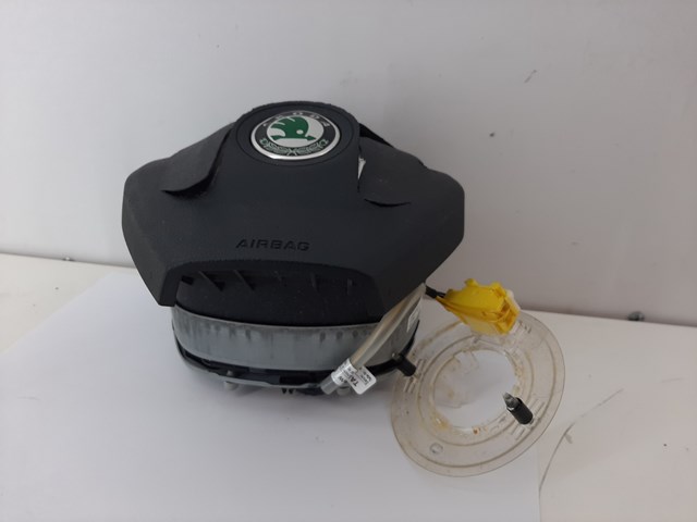 Подушка AIRBAG водительская 1Z0880201AP VAG
