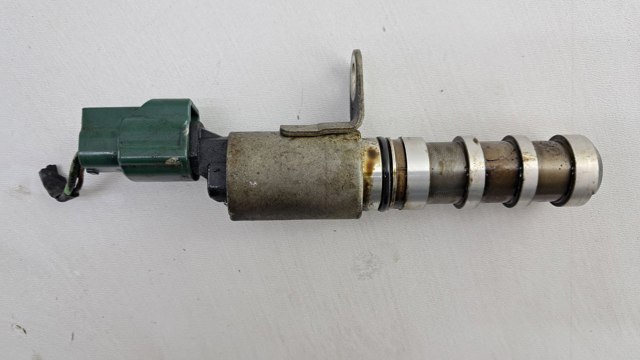 Клапан положения фаз распредвала 237962295R RENAULT