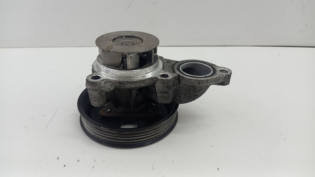 HYUNDAI 251002A200 Помпа водяная (насос) охлаждения в наличии Одесса