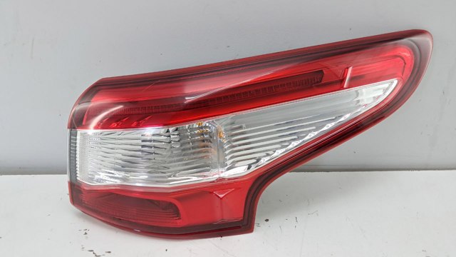 NISSAN 265504EA0A Фонарь задний правый внешний в наличии Украина