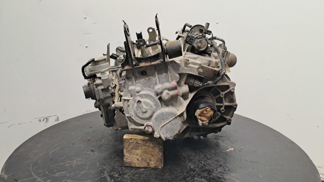 3033052050 TOYOTA КПП в сборе (механическая коробка передач) купить в Ровно