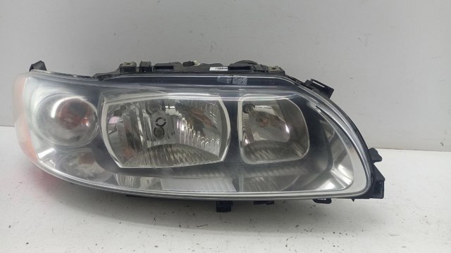 30698836 VOLVO Правая фара купить в Ужгород