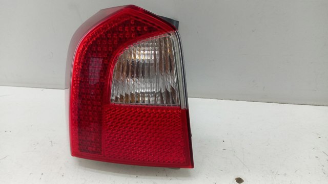 VOLVO 30698983 Фонарь задний левый в наличии Винница