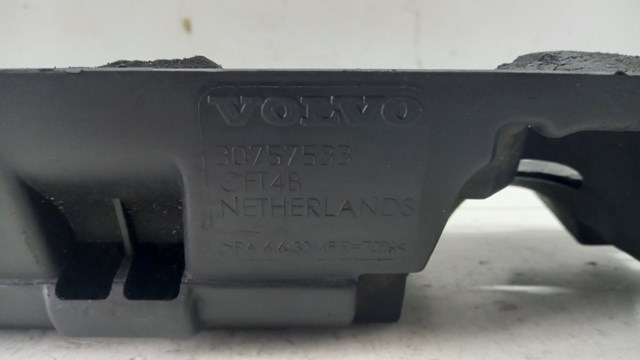 VOLVO 30757533 Крышка двигателя в наличии Хмельницкий