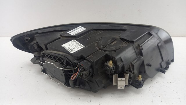 30763033 VOLVO Фара левая купить в Черновцы