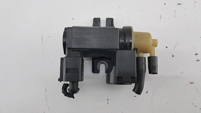 VOLVO 31293964 Клапан преобразователь давления наддува (соленоид)  в наличии Каменское