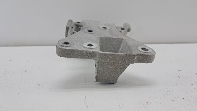31316673 Кронштейн генератора купить Ирпень