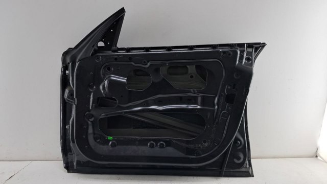 Пассажирская передняя дверь 41007206440 BMW