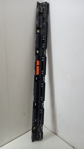Кронштейн наружной накладки порога левой 51777184777 BMW
