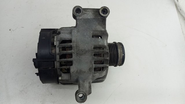 Автомобильный генератор 51854903 FIAT