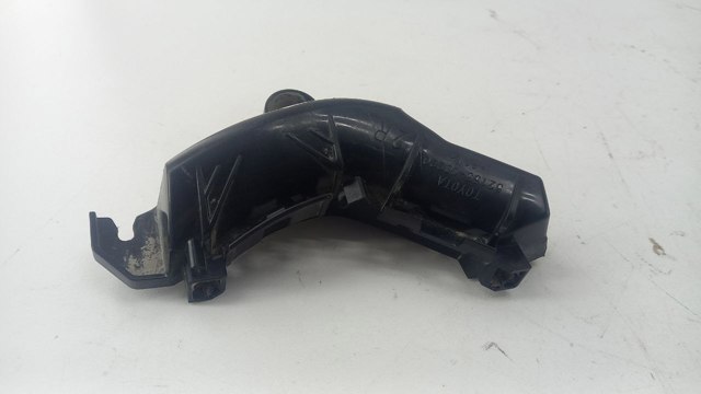 Кронштейн бампера заднего, правый 521550D220 TOYOTA