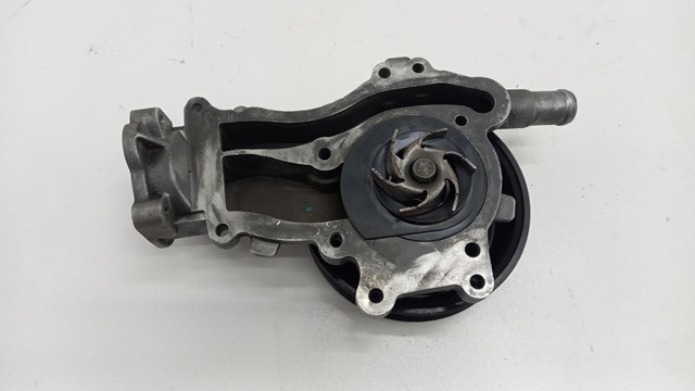 Шкив помпы водяного насоса 55565243 OPEL