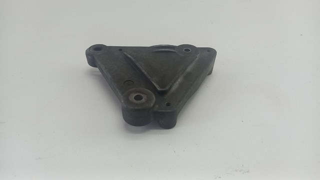 55567289 OPEL Кронштейн компрессора кондиционера купить в Ирпень
