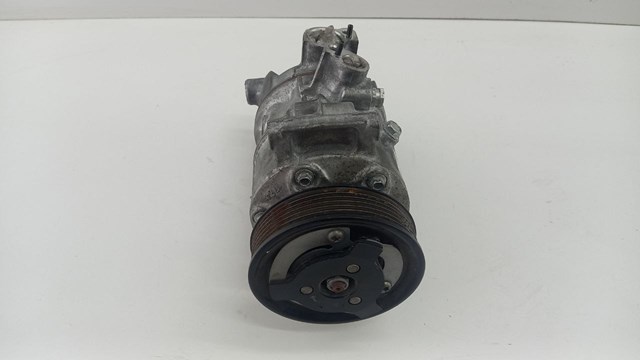 Насос кондиционера Фольксваген Пассат B8