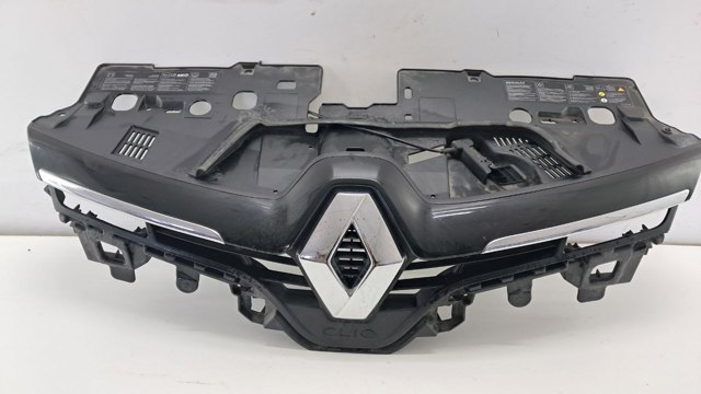 Кронштейн решетки радиатора 628101467R RENAULT