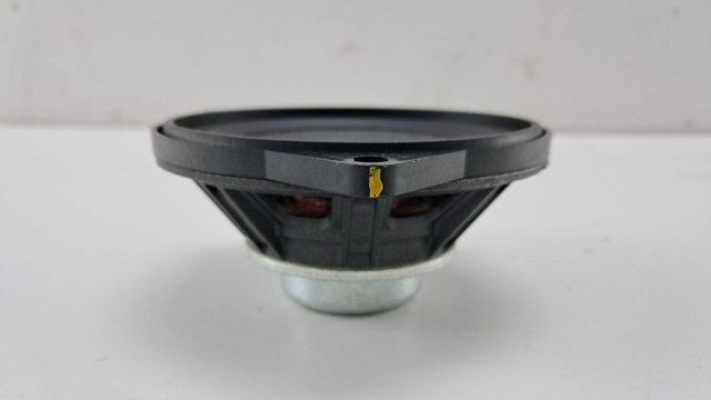 Динамик задней полки 65139141501 BMW