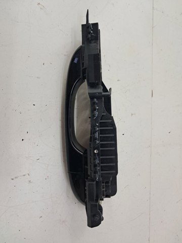 Держатель наружной ручки двери, задней правой 68084836 CHRYSLER