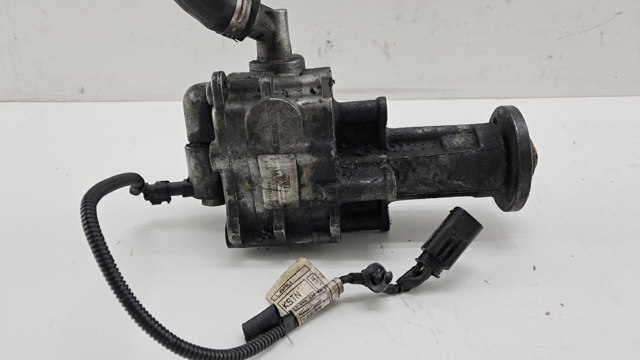 686715901 BMW купить в Ужгород