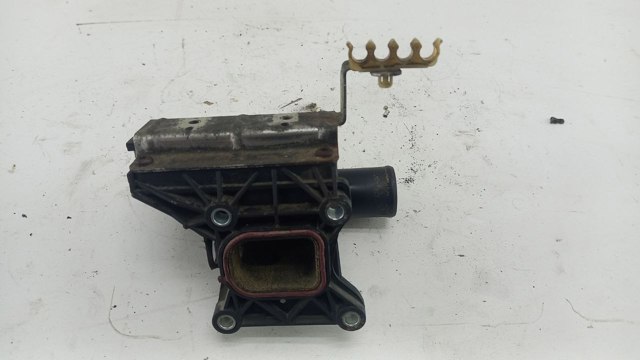 FORD 6G9G8K556AA Фланец системы охлаждения в наличии Полтава