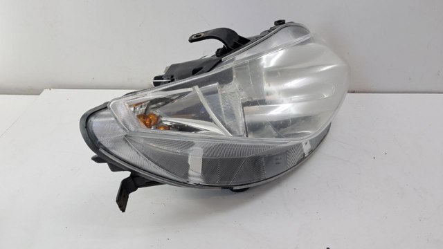 VAG 6J1941006D Правая фара в наличии Житомир