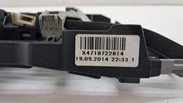 BMW 7187228 Держатель наружной ручки двери правых дверей в наличии Павлоград