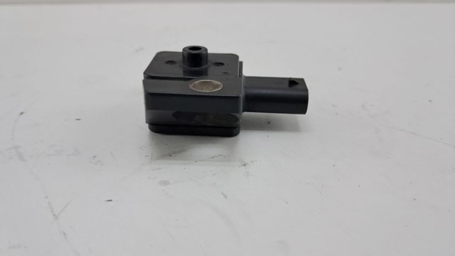 7805423 BMW Распределитель топлива (рампа) купить в Винница