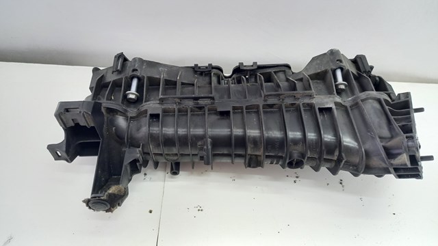 Коллектор впускной 7807991 BMW