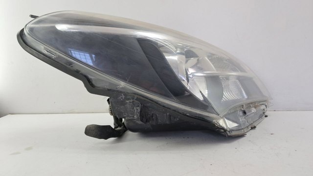Вставка фары правой 811300DA30 TOYOTA