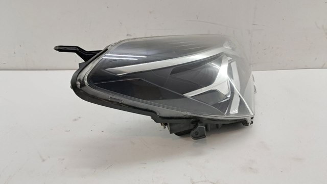 811300DK00 Правая фара купить Чернигов
