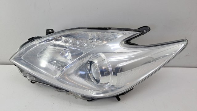 Фары 8117047510 TOYOTA