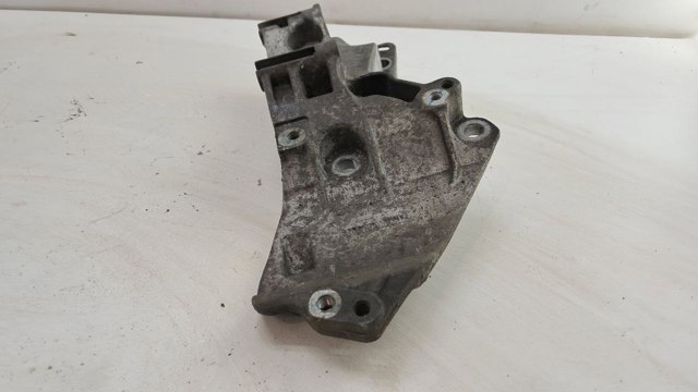 8200669495 Кронштейн генератора купить Чернигов
