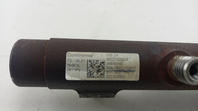 Рампа форсунок системы впрыска топлива 8200704217 RENAULT