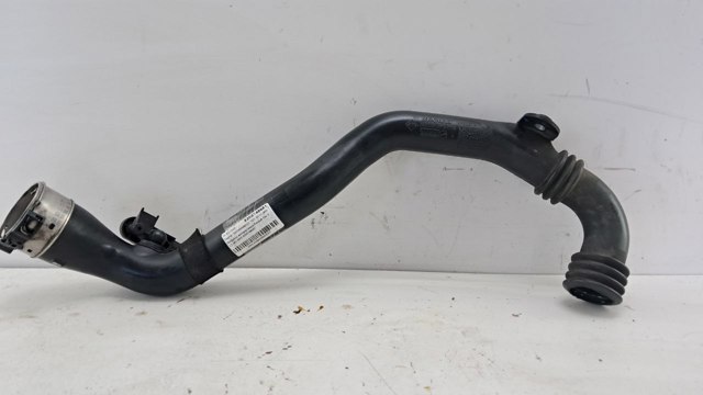 RENAULT 8200748681 Шланг (патрубок) интеркуллера в наличии Ужгород