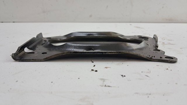 Маслоотражатель поддона двигателя 8511973 BMW