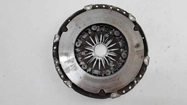 VOLVO 8689859 Комплект сцепления в наличии Чернигов