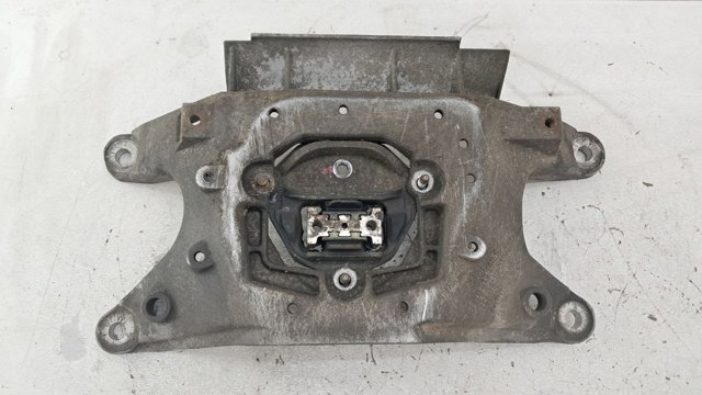 8K0399263K Балка крепления коробки передач купить Черкассы
