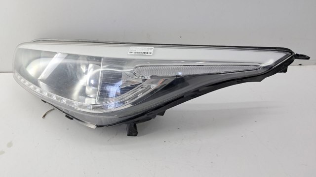 92101A2020 HYUNDAI Левая фара купить в Николаев