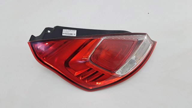 HYUNDAI 924021W2 Фонарь задний правый внешний в наличии Сумы