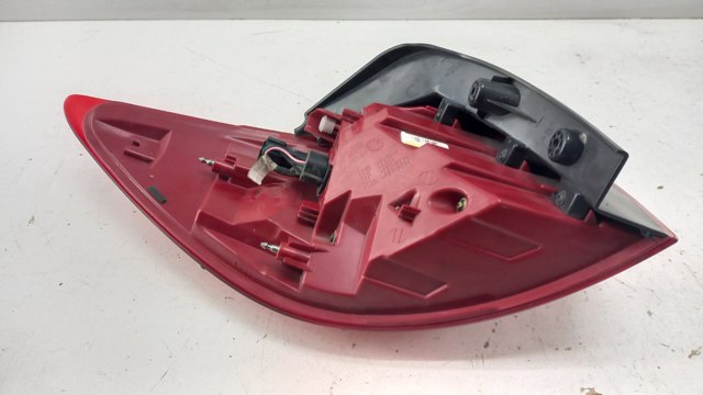 924023W000 HYUNDAI Фонарь задний правый внешний купить в Черкассы