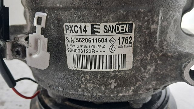 Компрессор климатической установки 926003123R RENAULT