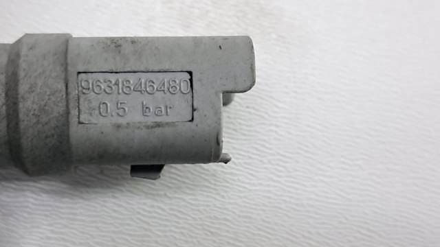 Датчик уровня масла двигателя 96546136 PEUGEOT