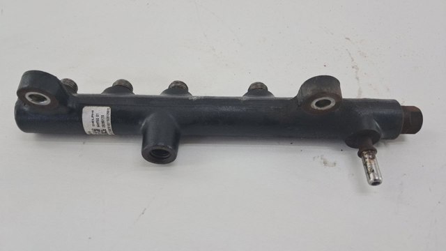 Распределитель топлива 9674300080 PEUGEOT