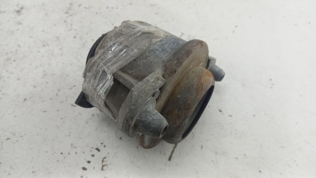 A2042400917 MERCEDES Подушка (опора) двигателя передняя купить в Житомир