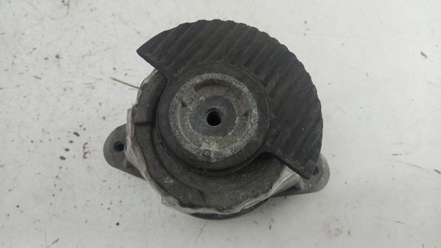 A2042400917 Подушка (опора) двигателя передняя купить Ровно