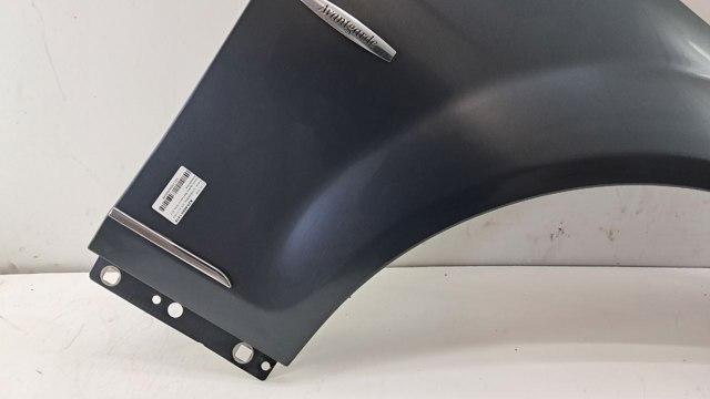 A2048801418 MERCEDES Крыло переднее правое купить в Винница