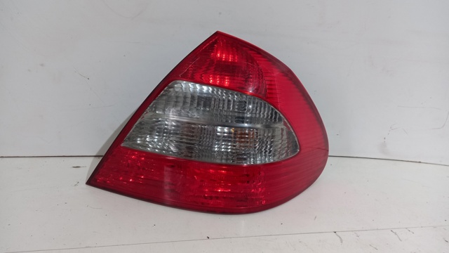 MERCEDES 2118202464 Фонарь задний правый внешний в наличии Сумы